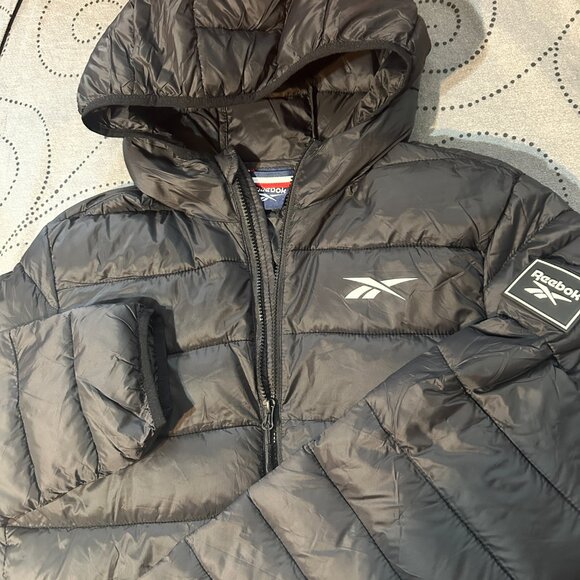 REEBOK LOFT BLACK JACKET HOODIE COMPARE WITH DOWN JACKETS SIZE M MEN $135.00 - Picture 2 of 5
